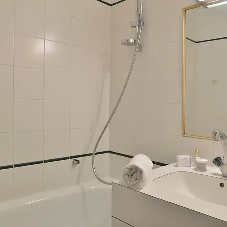 Confortable 2p - 5 Pers - Piscine Au Coeur De Plagne Bellecote - Fr-1-181-2388 Appartement